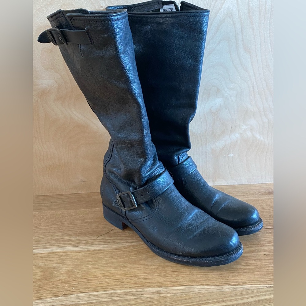 EUC FRYE boots